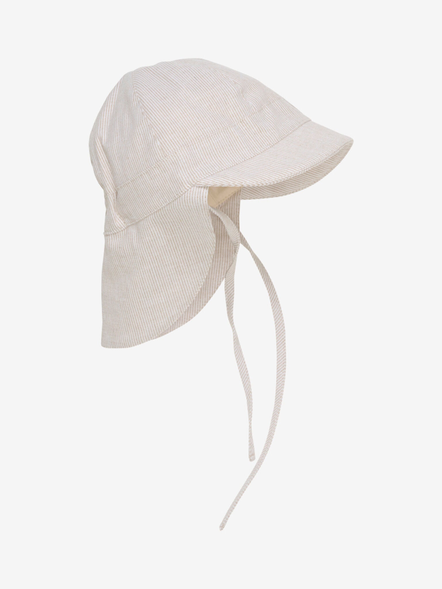 Baby Summer Hat, a true essential for those sunny days at the park. Crafted with care and attention to detail, this hat comes with a string to ensure a secure fit, keeping your little one shaded and stylish throughout the day. Plus, it's made from 100% Oeko-tex certified materials, guaranteeing both safety and sustainability.