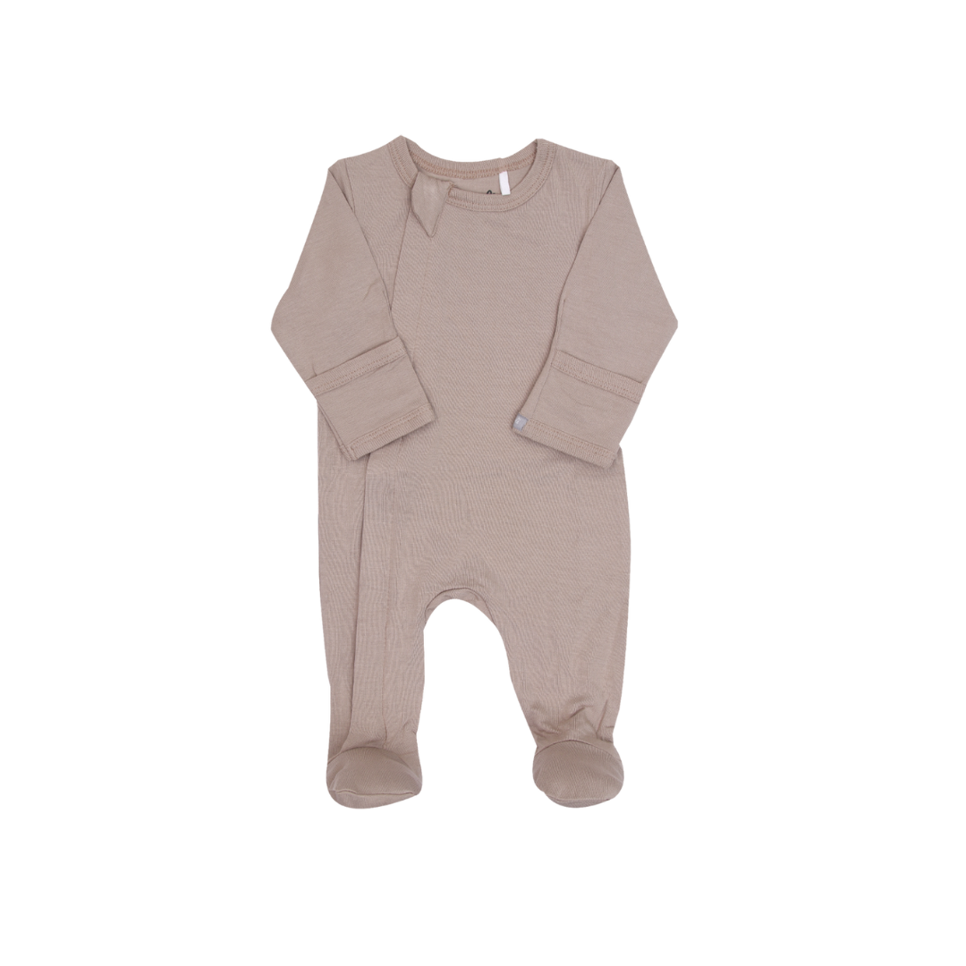 Modal Zipper Footie in Moonlight Mitten cuffs on size N and 1M, regular cuffs on all other sizes Hidden 2-way zipper with inner placket to protect baby's skin Ethically made in India 48%Cotton/48%Modal/4%Spandex-Knit. Gender Neutral Baby Sleeper. Bamboo Tencel.