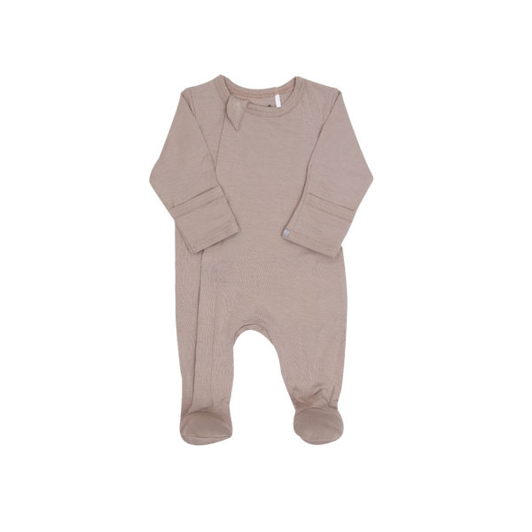 Modal Zipper Footie in Moonlight Mitten cuffs on size N and 1M, regular cuffs on all other sizes Hidden 2-way zipper with inner placket to protect baby's skin Ethically made in India 48%Cotton/48%Modal/4%Spandex-Knit. Gender Neutral Baby Sleeper. Bamboo Tencel.