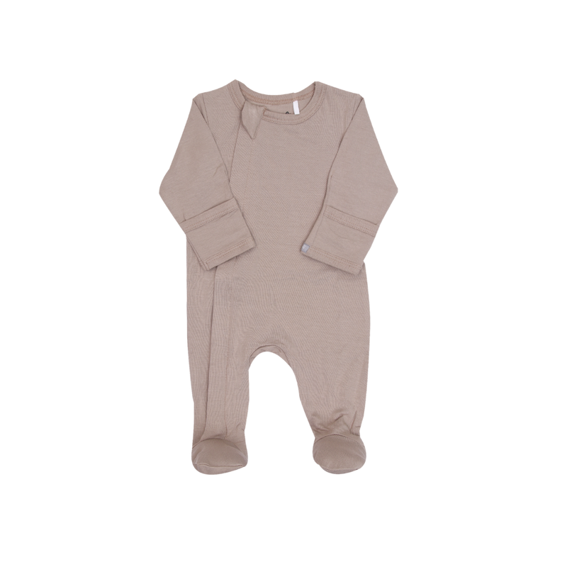 Modal Zipper Footie in Moonlight Mitten cuffs on size N and 1M, regular cuffs on all other sizes Hidden 2-way zipper with inner placket to protect baby's skin Ethically made in India 48%Cotton/48%Modal/4%Spandex-Knit. Gender Neutral Baby Sleeper. Bamboo Tencel.