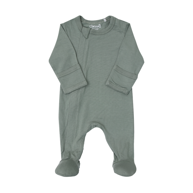 Unisex Modal Zipper Footie in Lily Green Mitten cuffs on size N and 1M, regular cuffs on all other sizes Hidden 2-way zipper with inner placket to protect baby's skin Ethically made in India 48%Cotton/48%Modal/4%Spandex-Knit